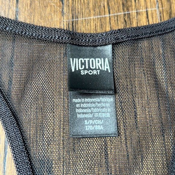 NWOT Victoria Sport Black Mesh Workout Tank Sz S - Picture 3 of 4